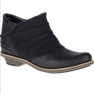 Merrell Women's Adaline Bluff Boots Women’s Black Leather Textile J45622 Size 9